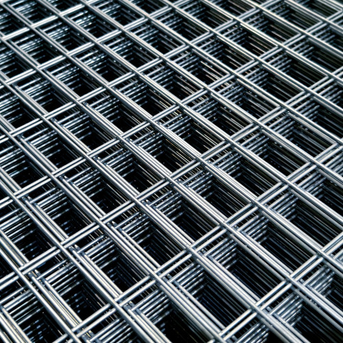 Panel malla 3D galvanizada  1,8 x 2,5 m (55mmx200mmx4,2mm) con 3 V