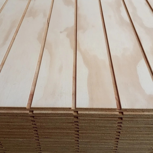 Tablero Terciado ranurado clásico 12 x 1220 x 2440mm (pallet de 85 un)